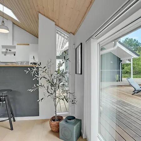 4 Bedroom Cozy In Logstor Casa de Férias