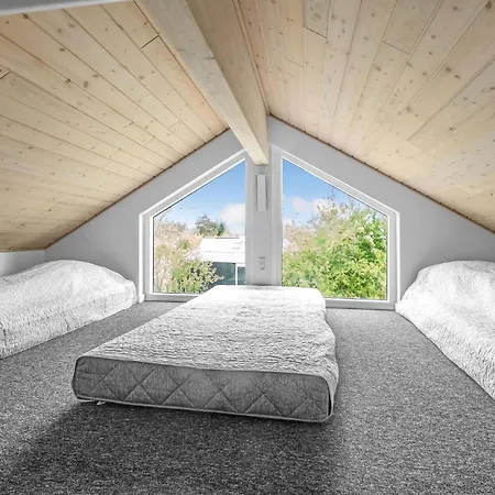 Vakantiehuis Huis Aan Het Strand In Løgstør Met Sauna