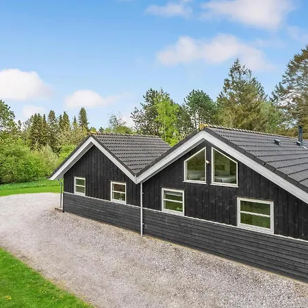 Huis Aan Het Strand In Løgstør Met Sauna